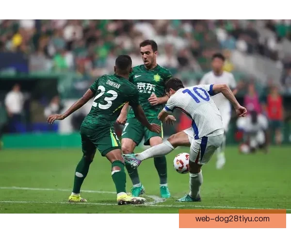 国安球员康复训练：塞尔吉尼奥等现身基地